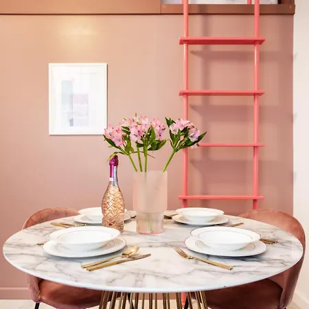 Elegant Old Town Parking By #hoomvi