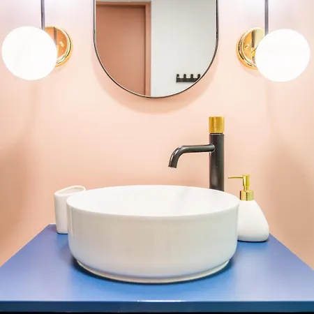 Elegant Old Town Parking By #hoomvi Апартаменты Вроцлав