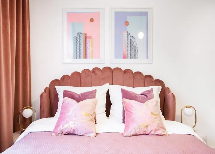 Elegant Old Town Parking By #hoomvi 아파트 *